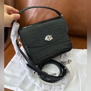 Coach Crocodile-embossed Leather Cassie 19